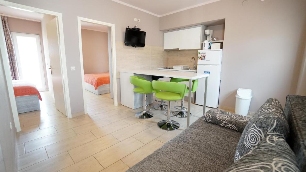 Apartments Paradiso Vir Exterior photo